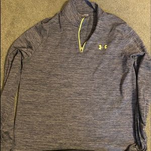 Under Armor long sleeve shirt